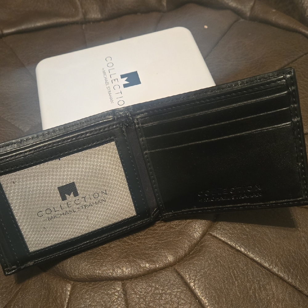 Collection M Black Leather Wallet